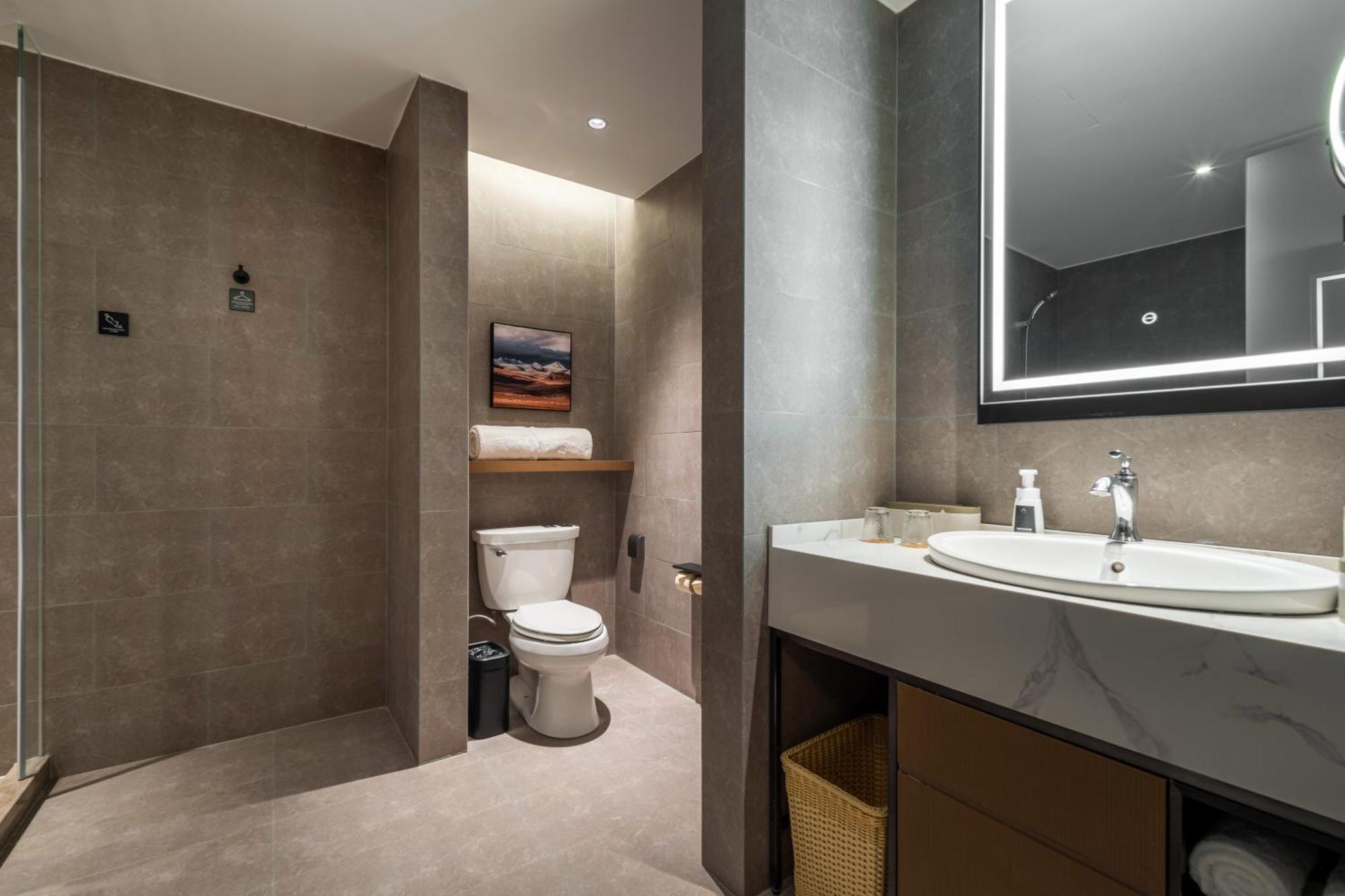 Atour Hotel Shanghai Hongqiao Xinzhuang Business District ภายนอก รูปภาพ
